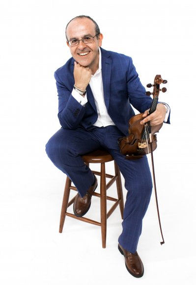EMFAdmissions's tweet photo. EMF Faculty in Performance news: EMF Violin Faculty Fabián López is performing Fri., Feb. 22, with the UNCG Symphony, @uncgarts 7:30 p.m. FREE, UNCG Auditorium. Lopez will play the Mendelssohn Violin Concerto in E minor, Op. 64.
https://t.co/4RKrYnYWll https://t.co/ZVJnxPi213