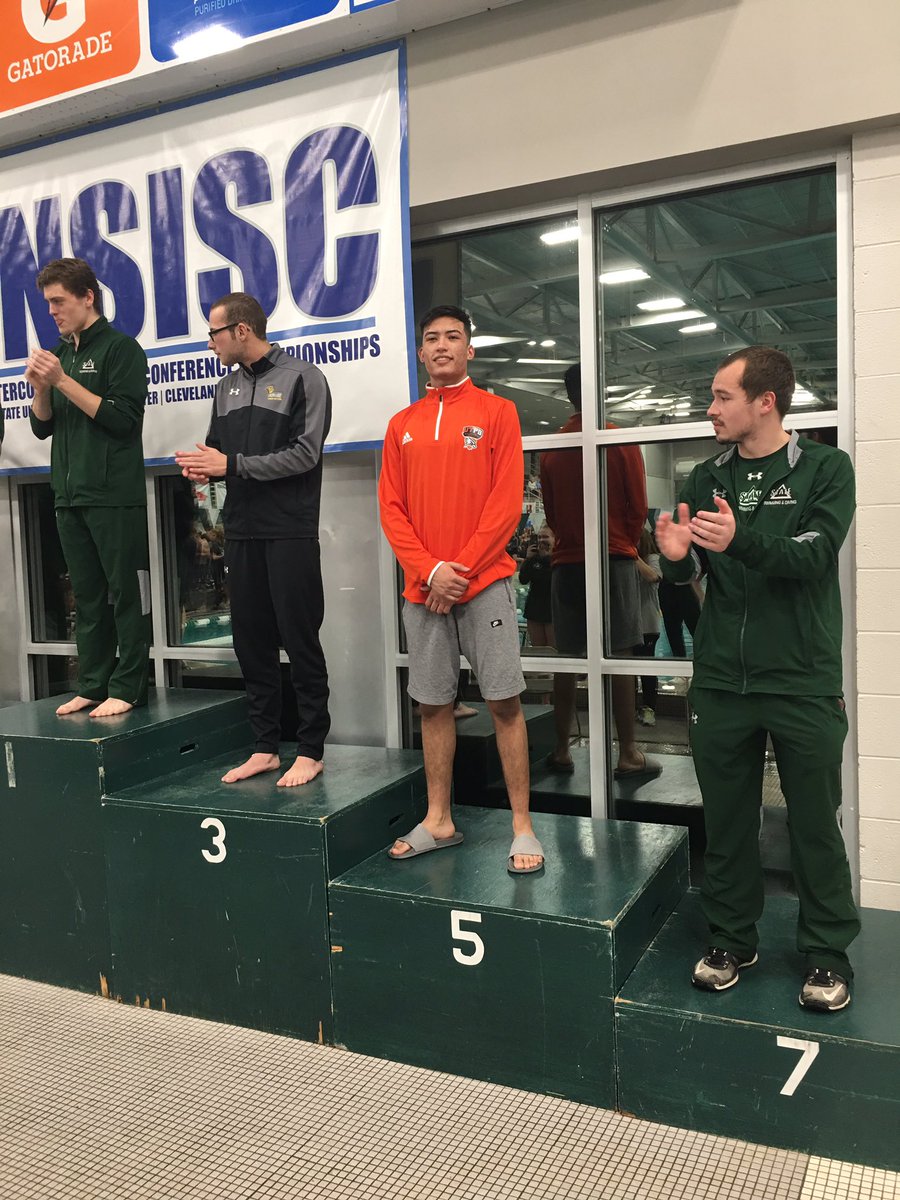 FalconMediaUTPB's tweet photo. Freshman Eder Flores placed 5th overall in the Menโs 3 meter diving! @UTPBSwimDive #NSISC https://t.co/fHP6smvflU