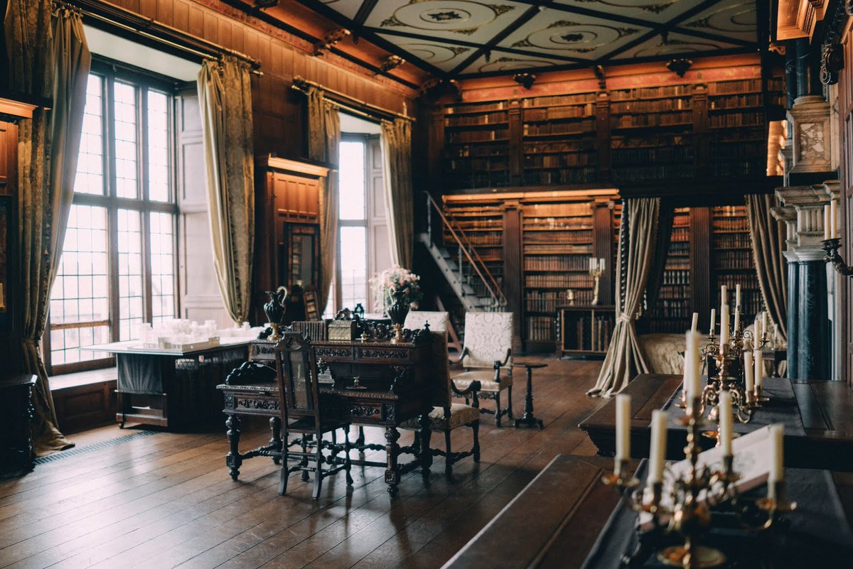 TheCinegogue's tweet image. Set design in The Favourite (2018)