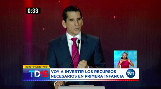 tvnnoticias's tweet photo. "Habrá nuevos métodos tecnológicos y pedagógicos", @romuloroux candidato por @CaDemocratico en debate presidencial. #TuDecisión2019 https://t.co/5ALMc3KNZT
