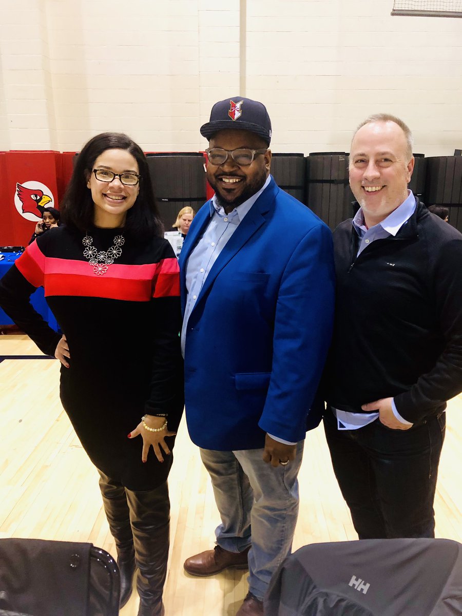 Jim_SullivanIN's tweet photo. @IndyCPCO glad to represent the Citizens Police Complaint Office at tonight’s Mayors Neighborhood Resource Fair. With fellow board members @southport https://t.co/41fkabIiu4