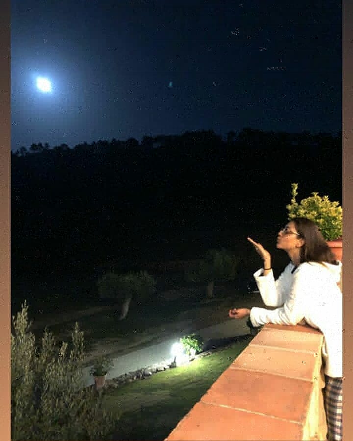 wekafawa's tweet photo. You're so ME @MsKajalAggarwal Mam..!😍😍😍😍😘😘😘😘🙈🙈🙈🙈
#bibliophile #explorer #experiencecollector #nyctophyle? ❣😘😘
#mademyday! #loveyou! https://t.co/ZL7sf1iy8v