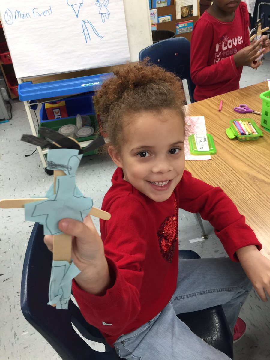 parker_fun's tweet photo. @EMRollinsElem  Making Harriet Tubman dolls and things she need to live, Clothes. https://t.co/FUQvAObCul