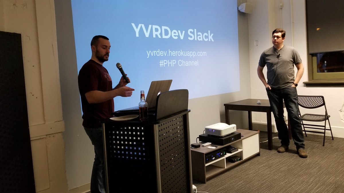 TsuiAnthonYVR's tweet image. &quot;There are &amp;gt;3000 people on YVRDev!&quot; #vanphp @james2doyle @smayzes