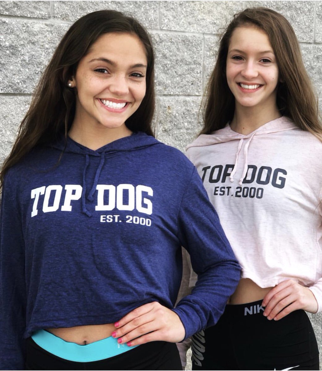 New cropped hoodies are fun and fabulous in all FOUR colors! 😍💙💕✨