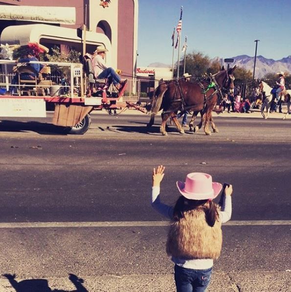 CraigThomasTNN's tweet photo. COWBOY UP! The #TucsonRodeo Parade is rolling now. Watch it live on #KOLD News 13 or at https://t.co/PN9mgxHhlO #LaFiestadelosVaqueros https://t.co/CwbfDbs1Qb