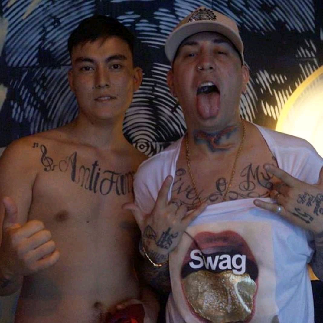 hugoEzequielPo's tweet photo. Siempre humilde mi negro sos un capo prometo que si salgo de estar en cana me re tatuo #Antifama @xxlirione https://t.co/YXDTM5J3FJ