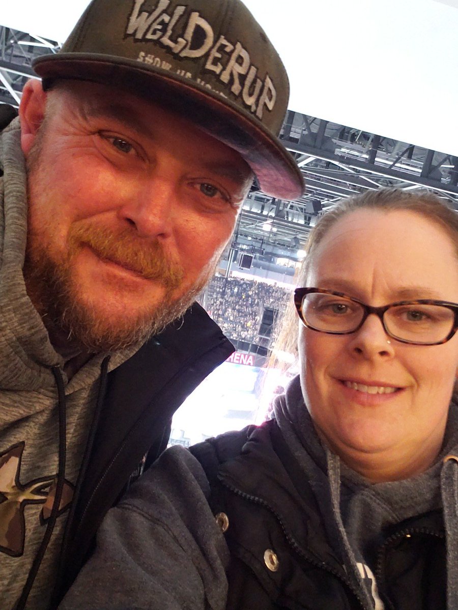 MommaFuchs80's tweet photo. 1st VGK game! #vegasborn #reallyborninsaskatchewan #vegassaskatchewangoldenknights https://t.co/x2KOc29Q1k