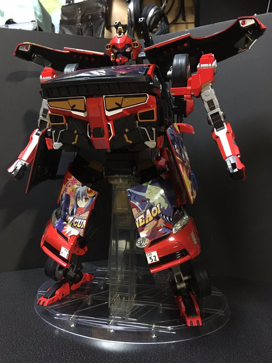 Uzivatel Take Na Twitteru Dxイタッシャーロボ 第37作アキバレンジャーに登場 愛と想像力を武器に戦い抜いた 当時流行 していた痛車をモチーフとした事が児童層の心を掴み 年末商戦商品としては異例の完売が相次いだ スーパー戦隊見たことない人が騙されそうな嘘