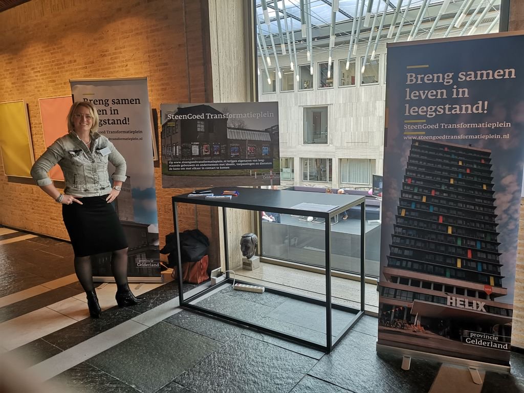 Meer weten over het #steengoedtransformatieplein? Vraag het <a href="/petraertman/">PetraErtman</a> en <a href="/aukje_las/">Aukje Las</a> bij het Congres #Flexwonen #steengoedbenutten