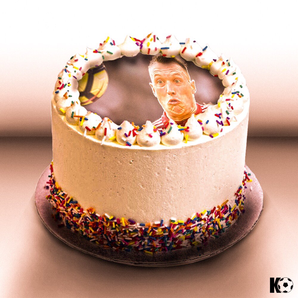 The Manchester United defender turns 27 today! Join in wishing Phil Jones a Happy Birthday 