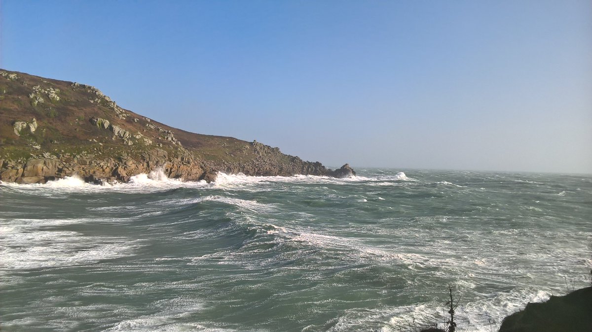 PenwithLP's tweet image. In #Cornish the word &apos;glas&apos; means &apos;the colour of the sea&apos;. For the sailors of Cornwall, the colour of the sea itself was less important than other factors such as the tides, wind direction etc. for safe sailing. #FolkloreThursday #Cornishlanguage  #Cornwall #Penwith #kernow