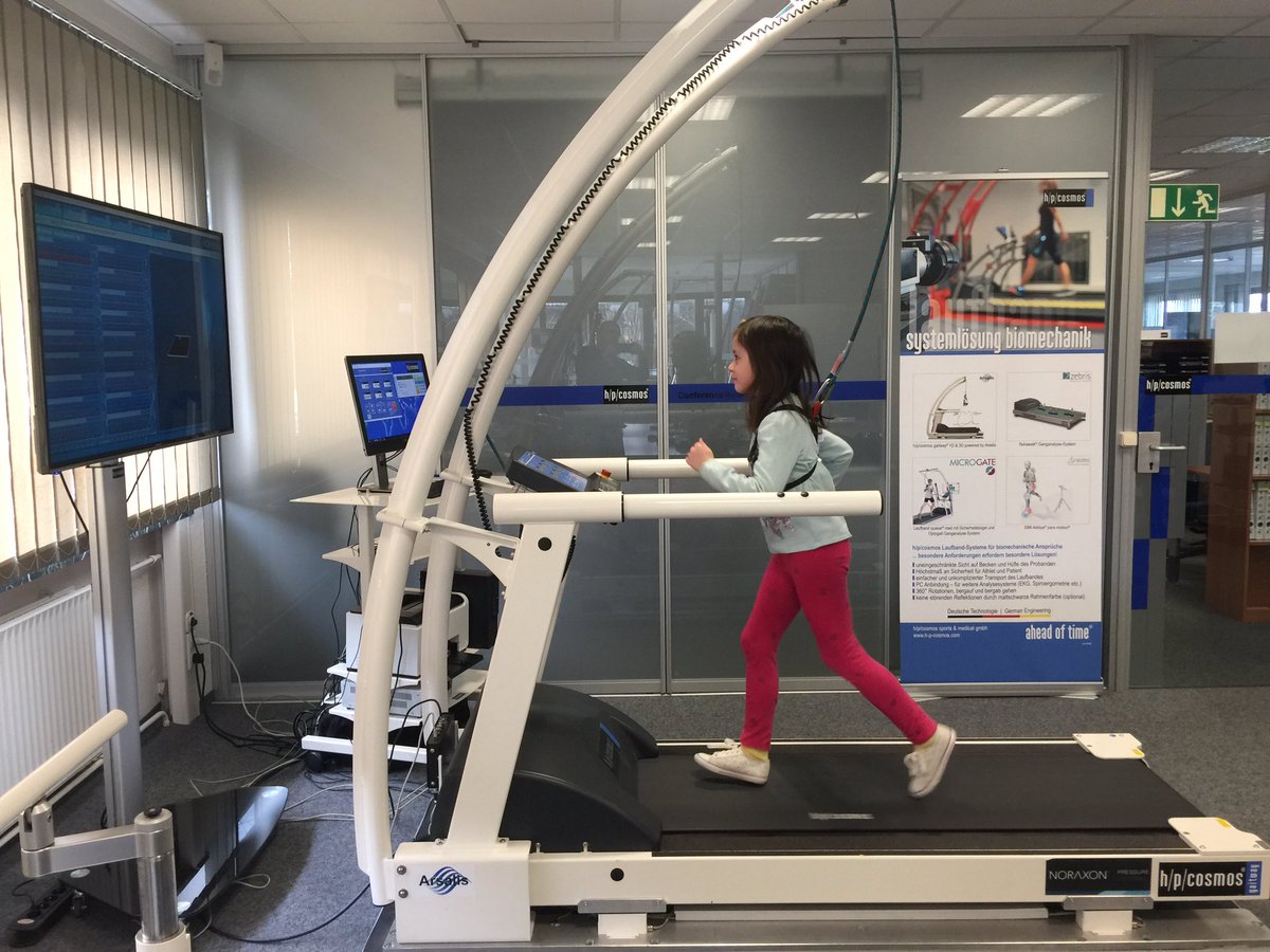 treadmill with long running deck