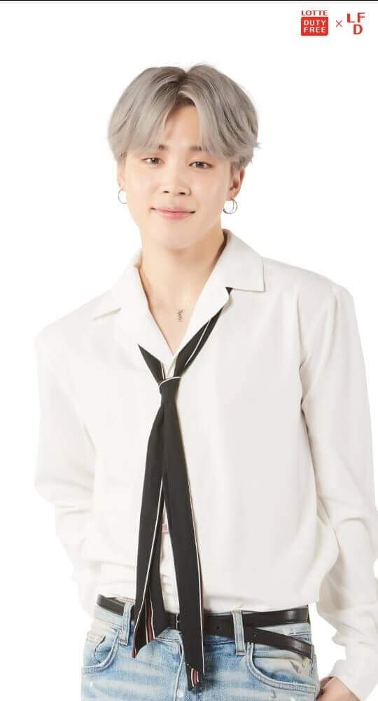 HeyIm_JC's tweet photo. [HQ] Lotte Duty Free Magazine ㅡ #JIMIN
#BTS #방탄소년단 #防弾少年団

© @sheenchimchimJM https://t.co/3jHvq5sRm4