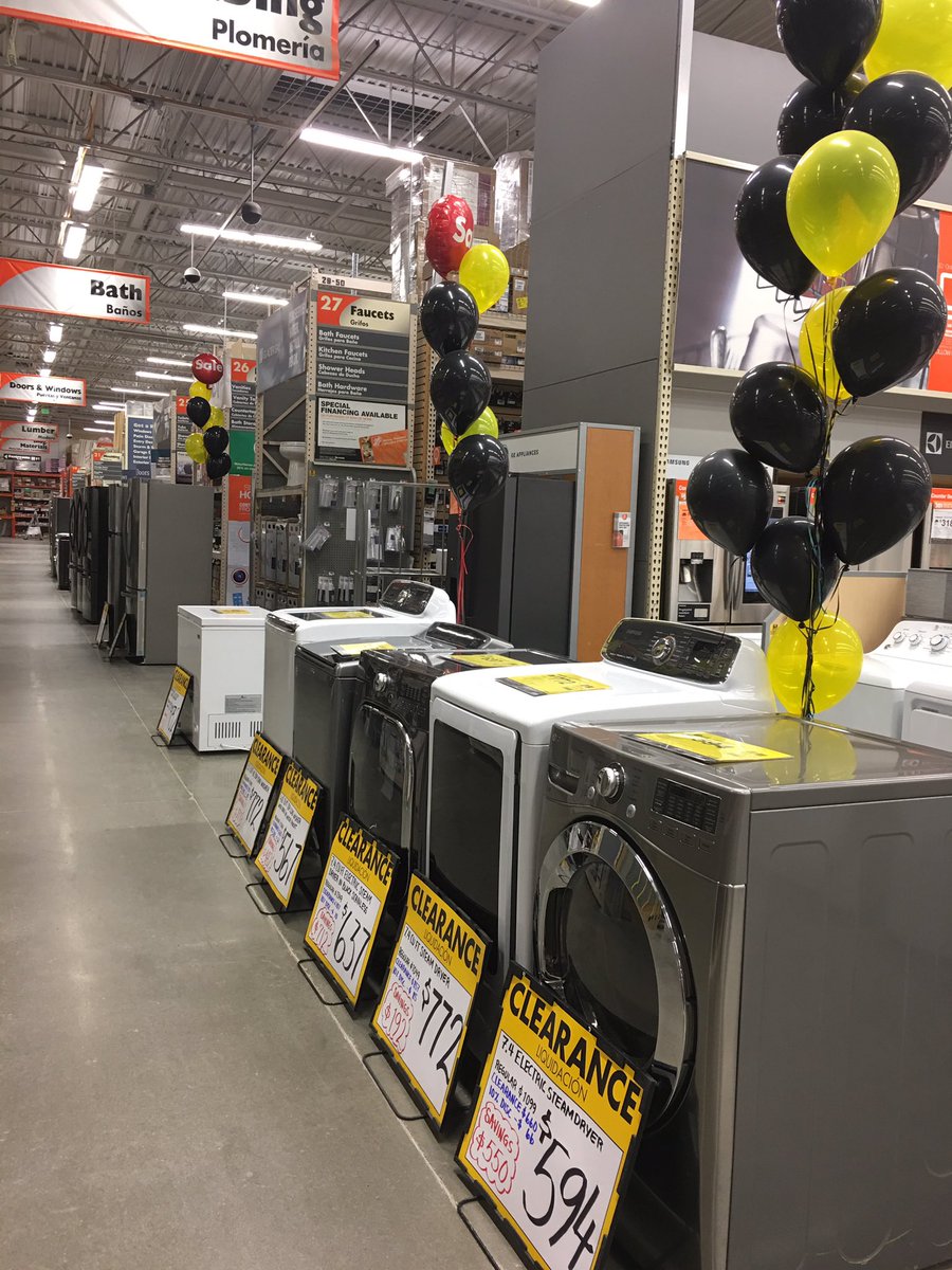 Gabri1Beautiful's tweet photo. 8940 Specialty Department DS good job setting our store for success @Json_Soule @jennyurchak @jennwhite_ @EricWalkerHD @GladieuxKari https://t.co/jxK9MGUbmI