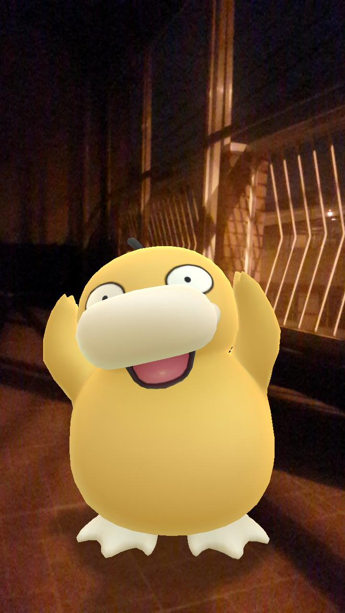 dannyyfgY's tweet photo. #photobomb #GOsnapshot @CommunityGONews @nidospokemongo @PokemonGOespana @calanigames @PokemonGoApp @PokeWreck @PokemonGOAppJP @PokemonGOHubLA @Co_PokegoCol @LEGENDSLima @NianticHelp @ohtellez @PokemonGOHubES @TeamVirreyBog @brotherhood_go https://t.co/egJAUzGmWl