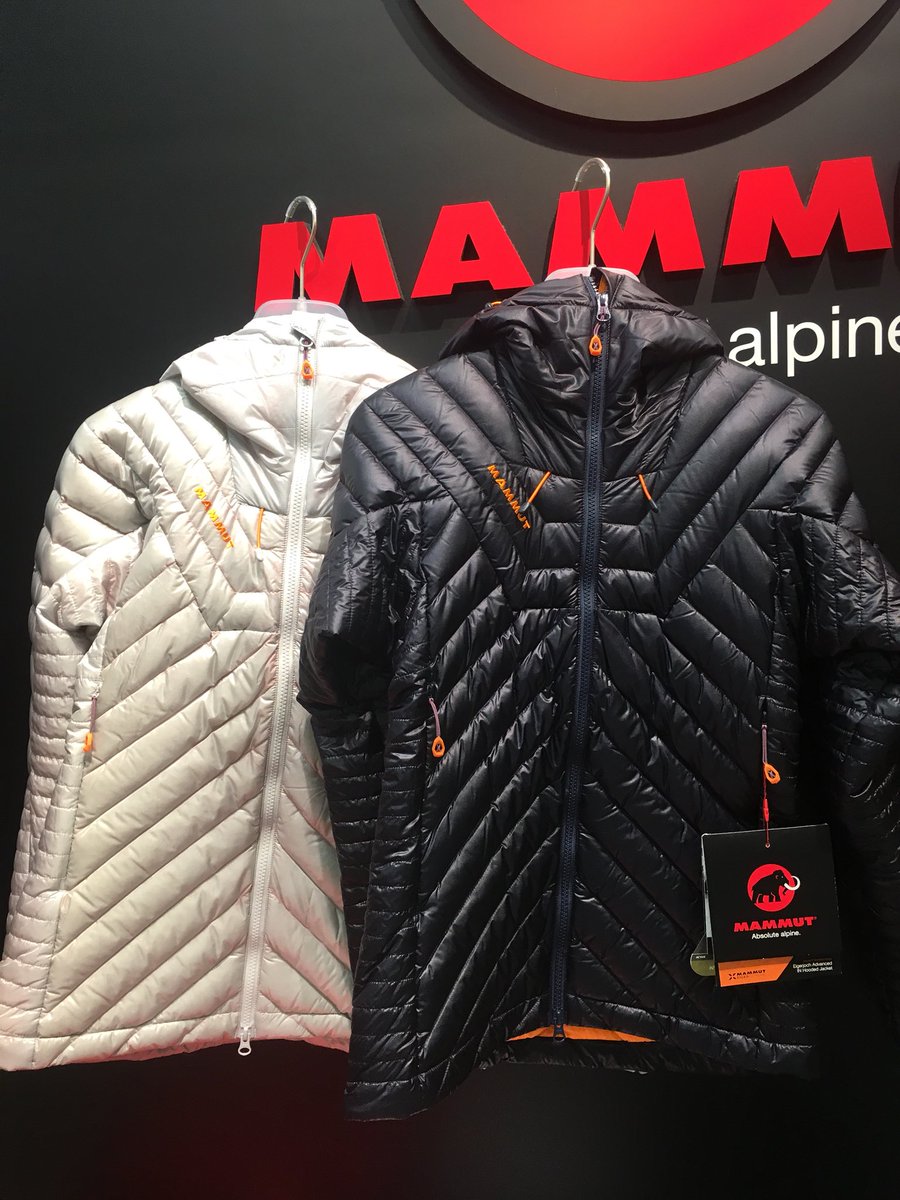 石井スポーツ公式 登山 アウトドア Twitter પર 新宿東口ビックロ マムート 今回ご紹介するのは Eigerjoch Advanced In Hooded Jacket 税 撥水加工がされた850フィルパワーのグースダウン 化繊のダウンジャケットです 裏のポケットにも収納可 石井スポーツ公式 登山 アウトドア Twitter પર 新宿東口ビックロ マムート 今回ご紹介するのは Eigerjoch Advanced In Hooded Jacket 税 撥水加工がされた850フィルパワーのグースダウン 化繊のダウンジャケットです 裏のポケットにも収納可