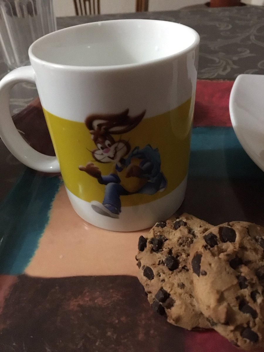 fergnogue's tweet photo. El desayuno es la comida más importante del día y es fundamental para estar sanos y tener las fuerzas necesarias para empezar el día #concepcionistasHaViSa19 @princesaconcep https://t.co/VAeO2H02mk