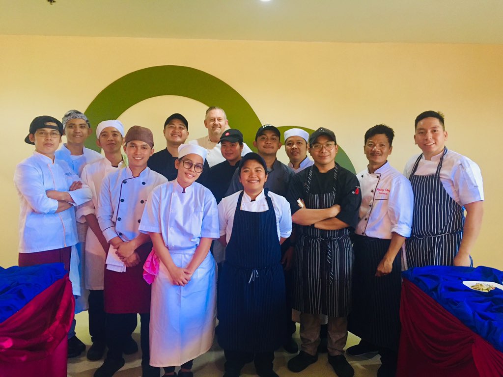 Robsonatsea's tweet photo. 2nd day recruitment trip, 3rd batch practical test cooking in search of culinary talent for Azamara @AzamaraVoyages #chefsatSea #cruiseGlobal #LoveTravel https://t.co/5rkEvsr6fn