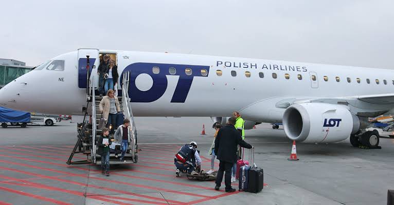 пол авиалинии. боинг 787 lot. полиш аирлинес. Lot polish airlines. полиш аирлинес.