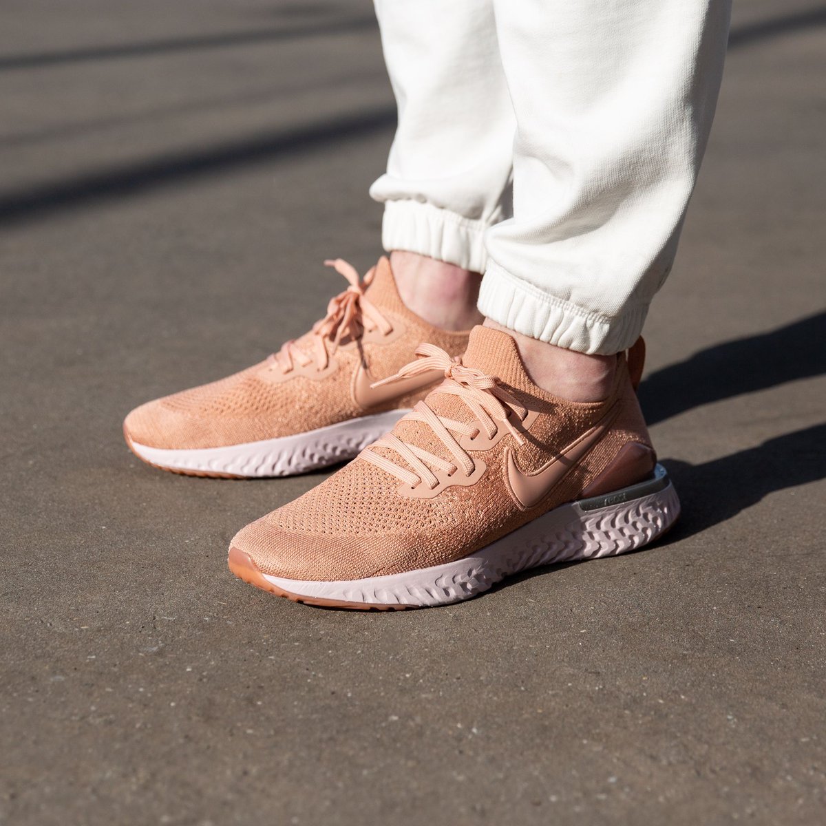 nike epic react flyknit rose gold