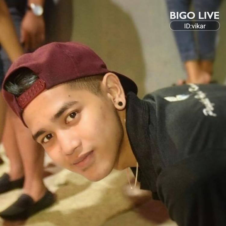 altarking11's tweet photo. OMG! You have to see this. #BIGOLIVE.  
https://t.co/cfpmfeNmiT https://t.co/cOS2ju4pLW