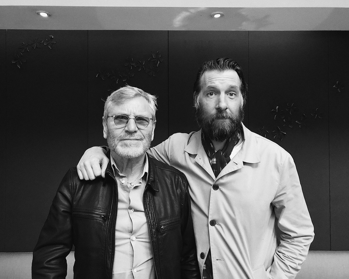 🚨 NEW EPISODE ALERT! 🚨 

It’s all round amazing person and complete inspiration TCHÉKY KARYO on the Two Shot Podcast. 

Available in all good podcast feeds now (Links in bio) 

👇👇👇
itunes.apple.com/gb/podcast/the…
👆👆👆

Like, share, and let us know if you loved it. X