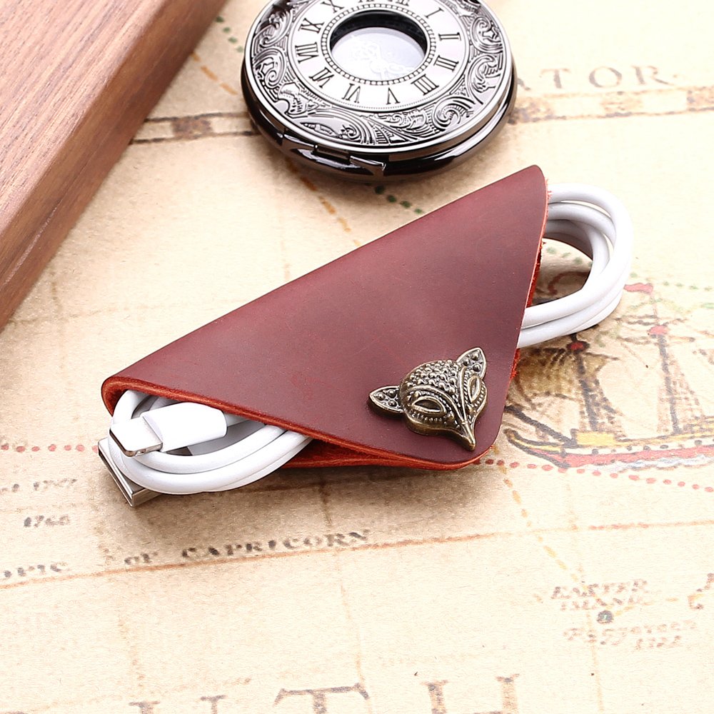 RobrasimService's tweet image. Our handmade leather cable holders are designed to keep you organized. robrasim.com/collections/ne… #usbcableholder #personalizedcableorganizer #cable #organizer #cableties #backtoschool #cordkeeper #cords #cableclimps #cableaccessories #cableclamps #cordkeeper #backtoschoolgift