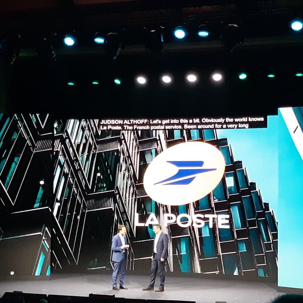 m_dab's tweet photo. "We are working on 80 new services, this means like having 80 startups in La Poste. We have built Pizza teams to accelerate culture change" explique @lionelissy sur scène avec @judsonalthoff #MBFParis https://t.co/wD3kWkx6Ok