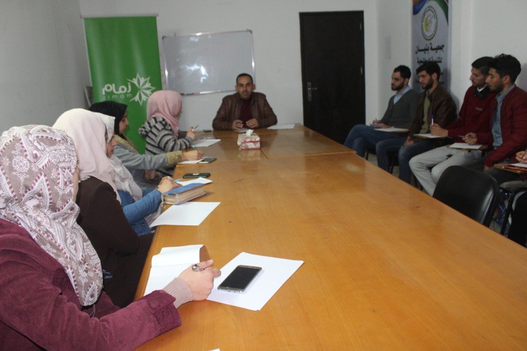 محطات من لقاء صفوة متطوعات ومتطوعي زمام فلسطين في المحافظات الجنوبية للتشاور حول البرامج المزمع تنفيذها خلال العام ٢٠١٩ وارتكزت المواضيع حول الاعلام والقانون.