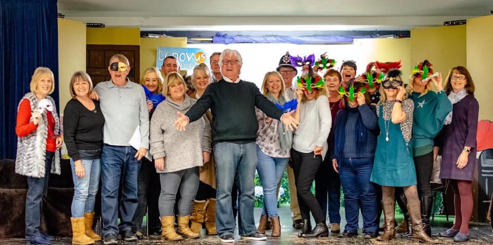 treecontrolchi1's tweet image. Ooh... opening night is getting very near! 
4 performances now virtually sold out. 
( few tickets remaining for Sat. matinee). 
I never would have believed that I could be so excited at the prospect of dressing up as a tree!🌳😁

#BackToTheWenallt @tenovuscancer #mothertree