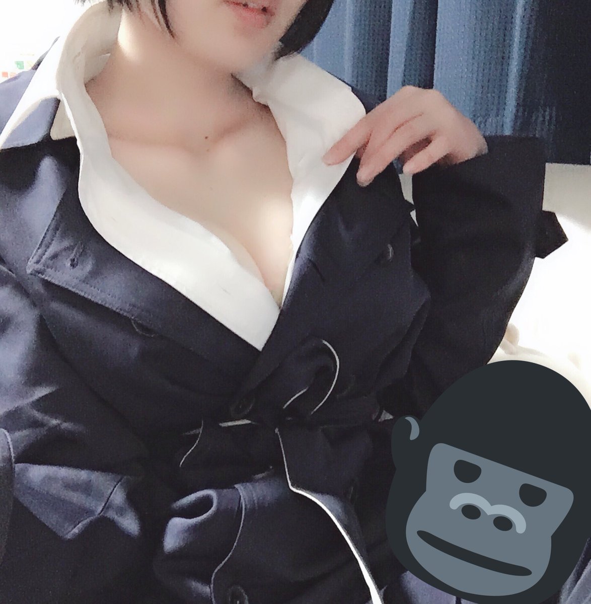 てんちょ On Twitter 無花果様用のコート届いたから着てみたが色が思ったよりも濃くてやはり作らねばいけないか ついでにおっぱい盛る練習したらとても盛れた ドンキつよい