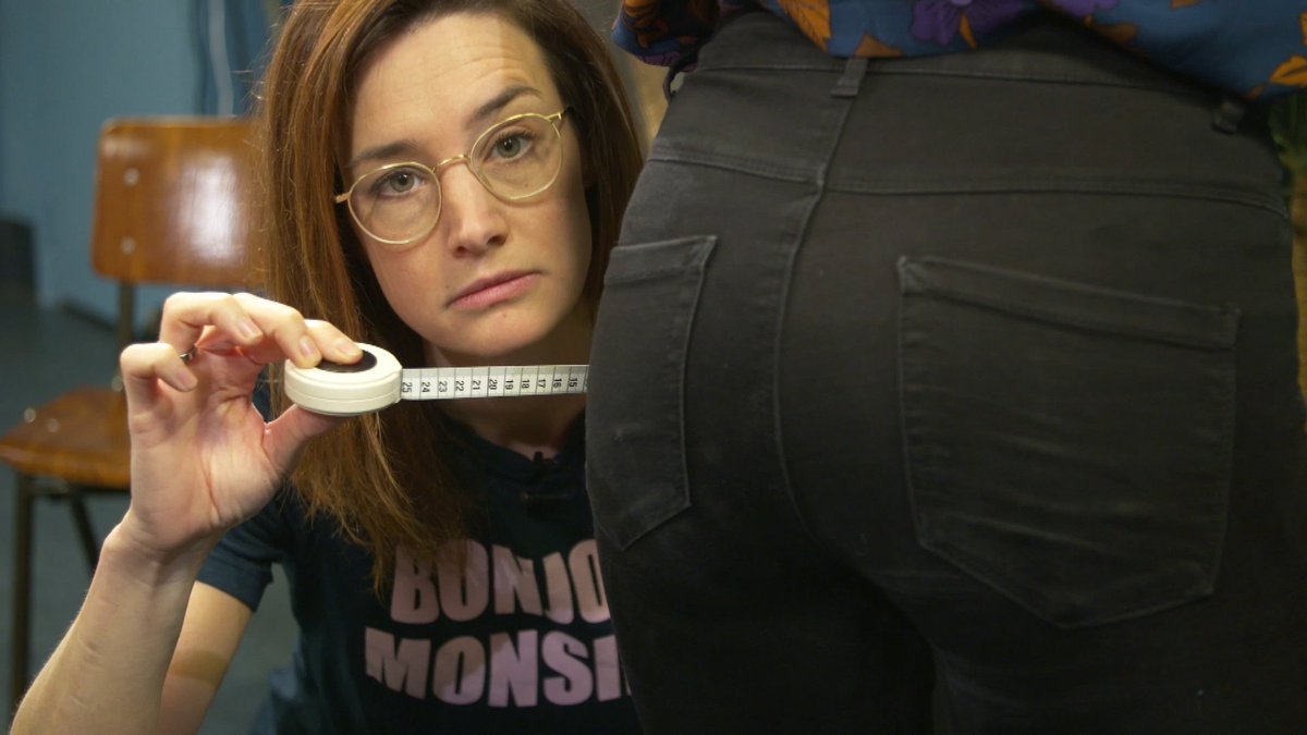 Waarom Yora hier de billen van Sophie aan het opmeten is? Je ziet het vanavond in #rambam! 

Elke donderdag om 21:00 bij <a href="/BNNVARA/">BNNVARA</a> op <a href="/NPO3/">NPO 3</a>