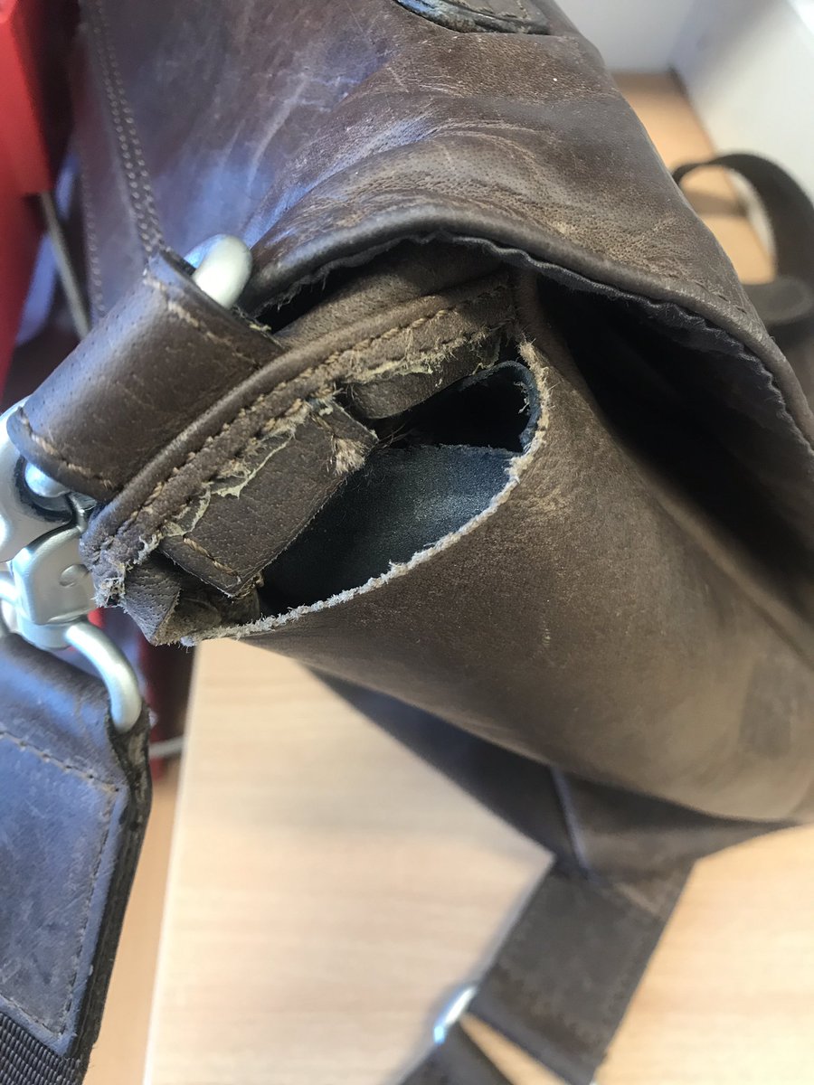 burtybowers's tweet photo. @nextofficial disappointed with my bag from Next. Took it back to my local store to be told I could have a £12 refund when exactly the same bag is still selling for £95 on the website. Not fit for purpose! 😡 https://t.co/ocNaIlj4yO