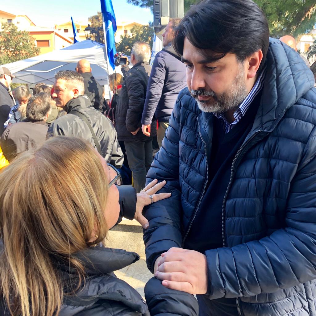 A Iglesias tra la gente!
#solinaspresidente #regionali2019 #24febbraio #sardegnaregioneragionediorgoglio #votachristiansolinas #tralagente