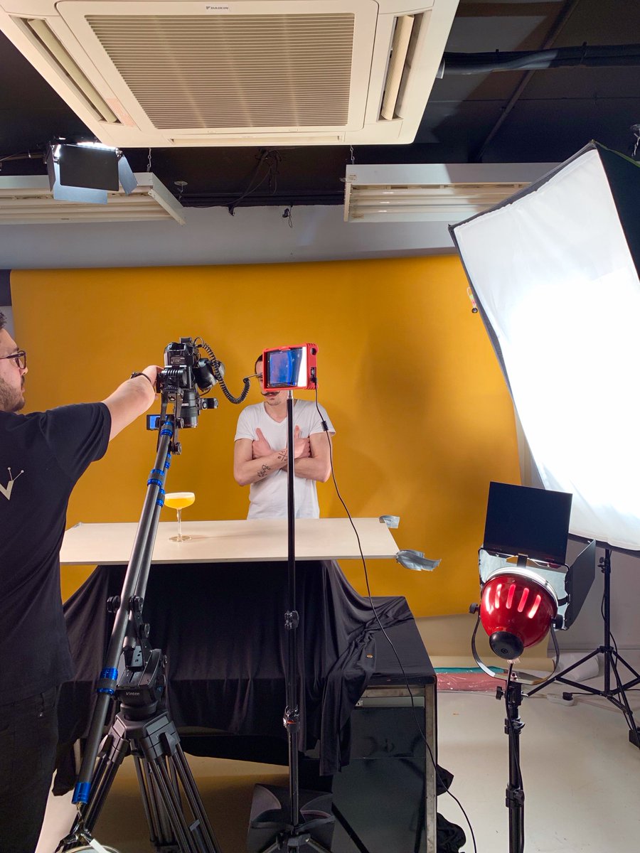 Tailscocktails's tweet photo. Rollin' on set with @MarketReactive #TailsCocktails #ShakeATail #TailsOnTour #TalesByTails #setlife #perfectserve https://t.co/aOnrm1aKZn