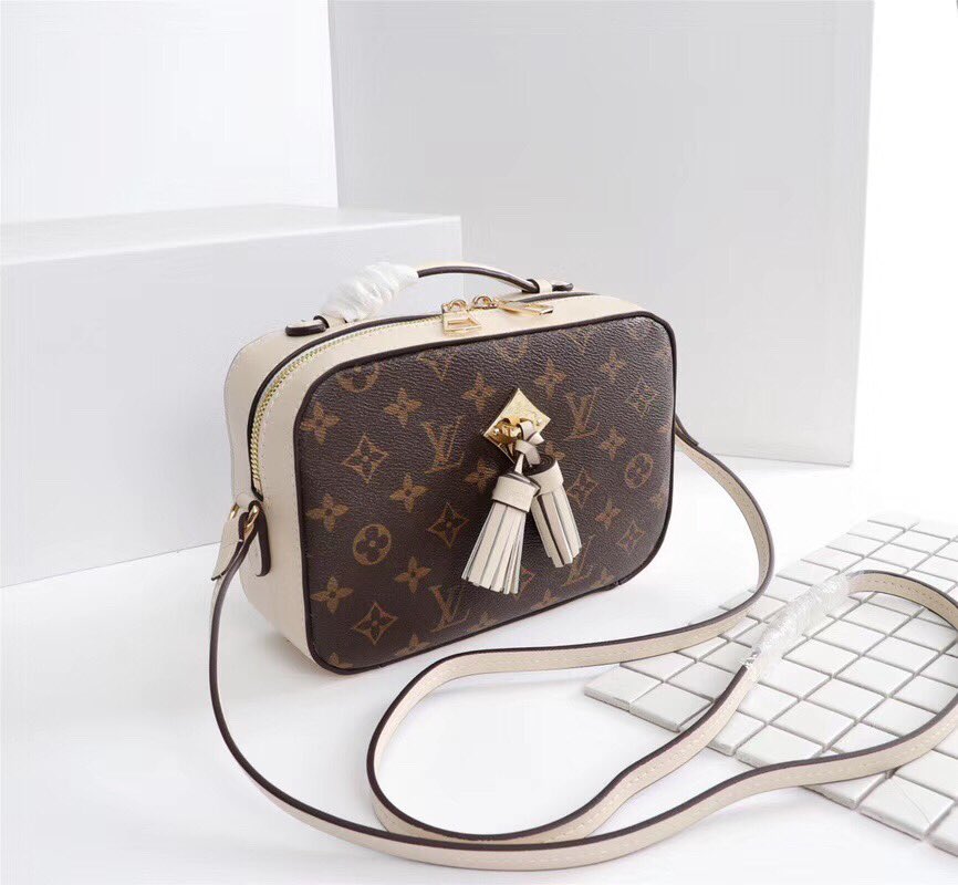 Handbag premium 1:1 kualiti setanding butik, tahan lasak &amp; yang pastinya harga murah 💯 mampu milik. Handbag inc paperbag, dustbag, official receipt semua dapat ( mcm beli dekat butik )

Follow Instagram 
@_brandedhandbagmurah_
@_brandedhandbagmurah_
@_brandedhandbagmurah_