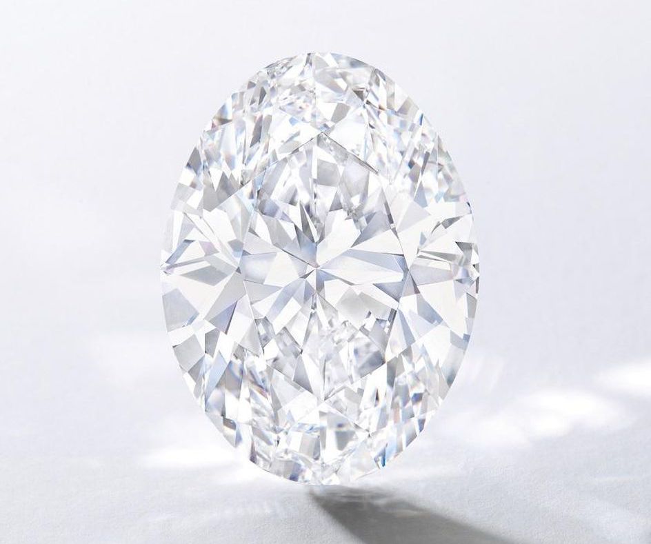 ForbesLife's tweet photo. Can you guess how much this lucky 88-carat flawless diamond is expected to fetch at auction? https://t.co/5hWtDwiRNI https://t.co/i1SX8aDApA