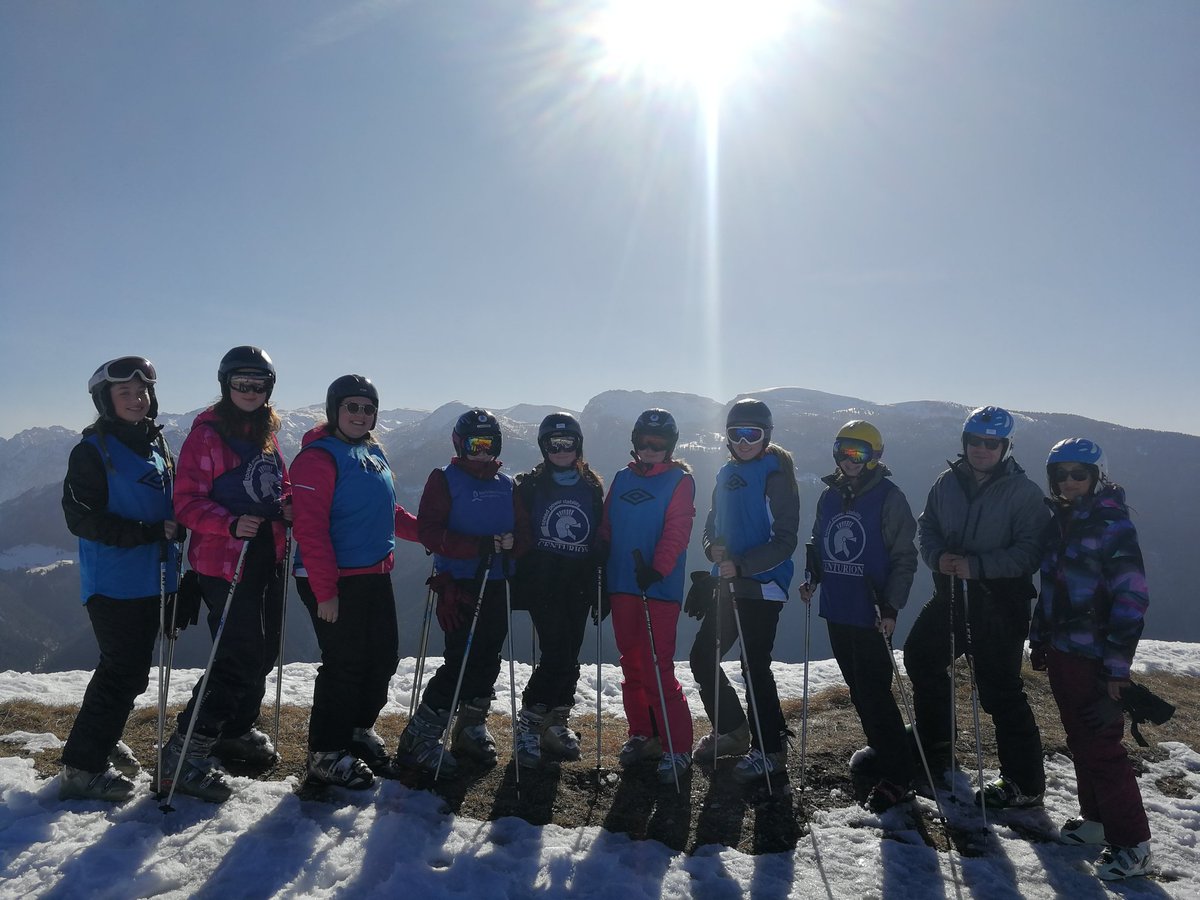 SJones010's tweet photo. Great day out on the slopes. The girls in my group managed to do some pretty tough red slopes today 🎿🏔️ @Colaistebride @RebeccaOBrienHE #CBSki19 https://t.co/J0rI9sTexK