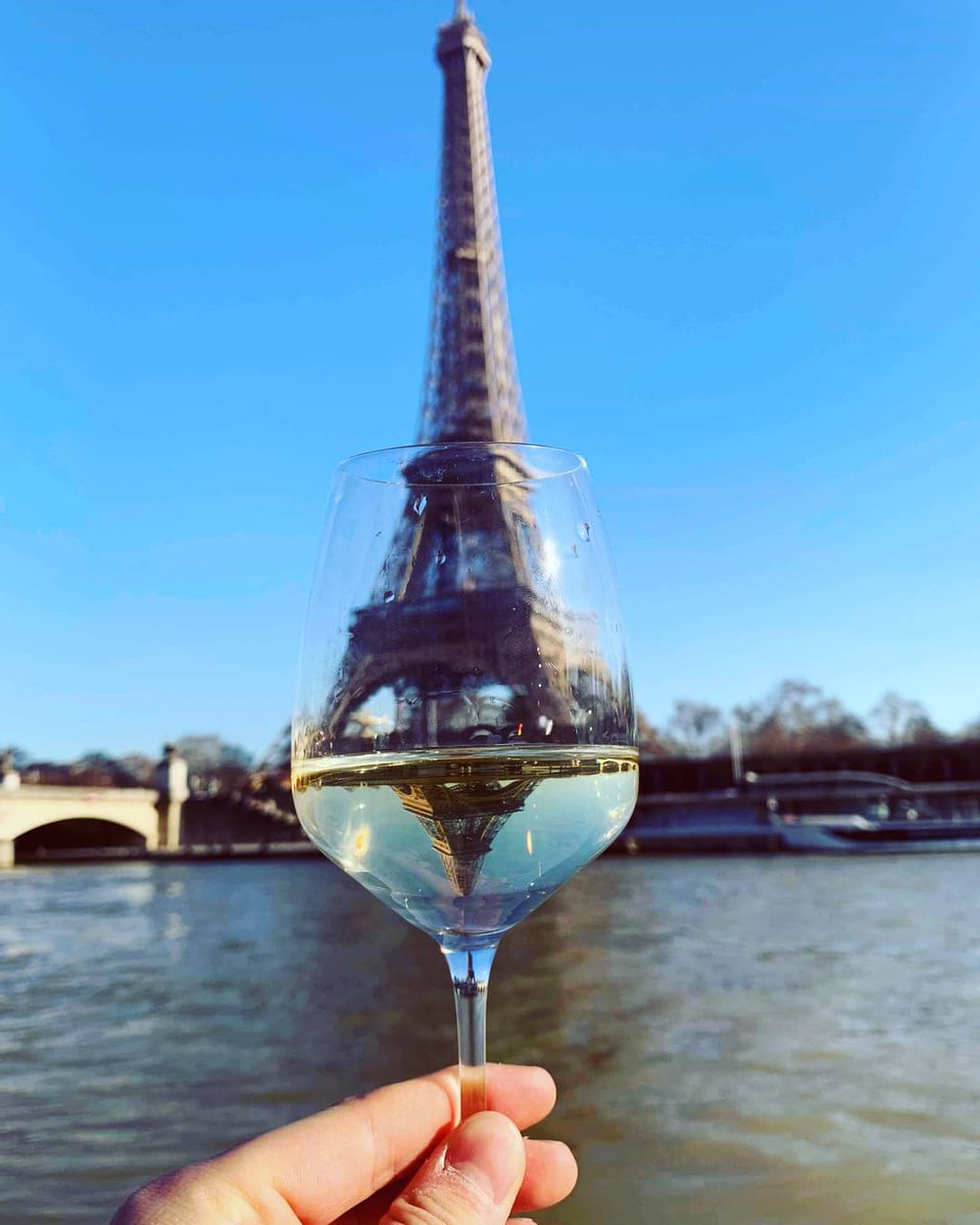 ESSEC Business School tweet media