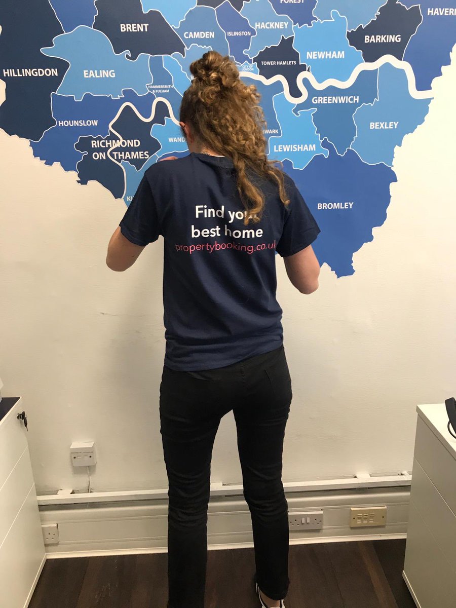 slawsy85's tweet photo. The @PropertyBookHQ team getting ready for next weekend’s @firsttimebuyer show in #Stratford! Event tees have been delivered! #sharedownership #helptobuy #ratherPB https://t.co/6TBT1KHuvF