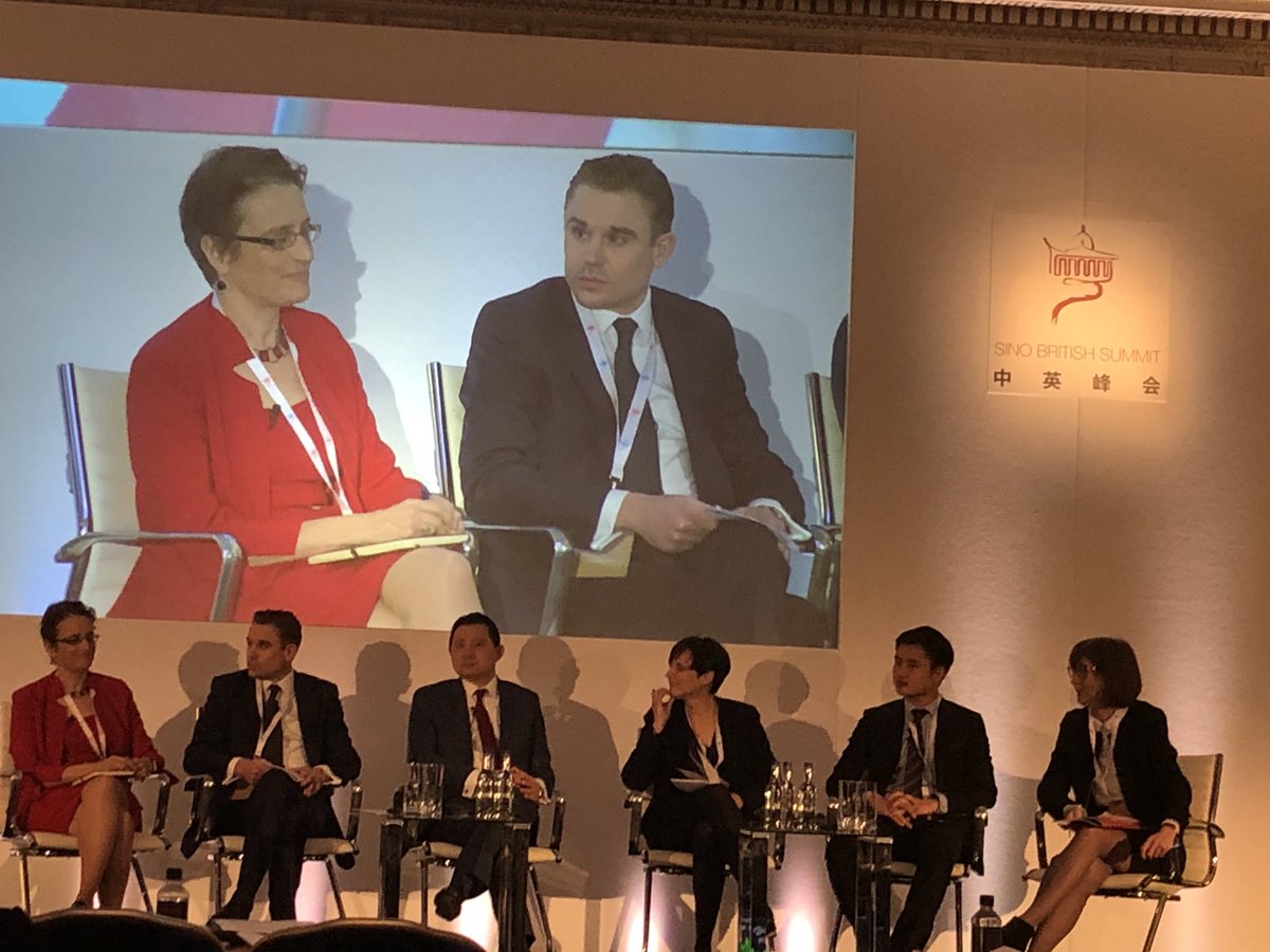AlasdairMaclay's tweet photo. @sinobritishsum @rhodes_trust opening panel on leadership. @WardenKiss Dr Elizabeth Kiss and current #RhodesScholar Xilin Jiang on stage.”Ethics and leadership are habits, learned through practice”. “Leaders are people who take responsibility and risk” https://t.co/2Y2xTEjd6X