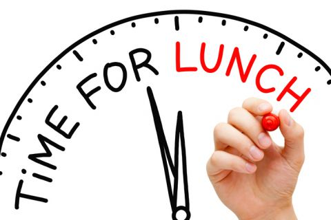 Is the lunch hour dead? The average lunch break is now just 28 minutes and only 17% of workers take around one hour for lunch
bit.ly/2GR1mtS