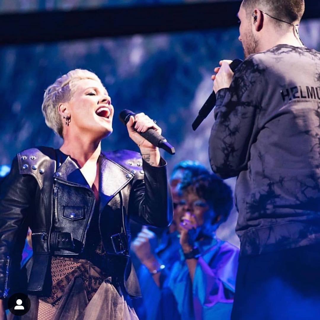⚡️P!NK 姐さん、さすがです！⚡️

＃BRITS2019⁠  で圧巻＆大迫力のパフォーマンスを披露したP!NK姐さん💃息つく間もなく次々展開するステージ演出、そして姐さんの圧倒的歌唱力とパフォーマンスで最高のエンターテイメントの世界💃🎤引き込まれます…！

📺►youtu.be/aHrsqTKoHfw