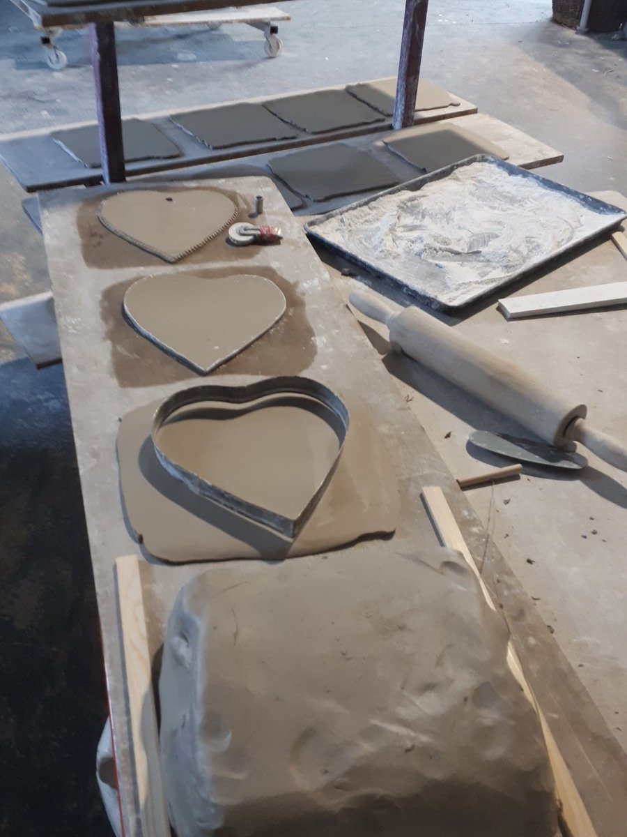 eden_pottery's tweet photo. Making heart plaques this morning at eden. #handmadehour #onlinecraft #belfasthour #handmade #henparty https://t.co/lgmmdWCxT6