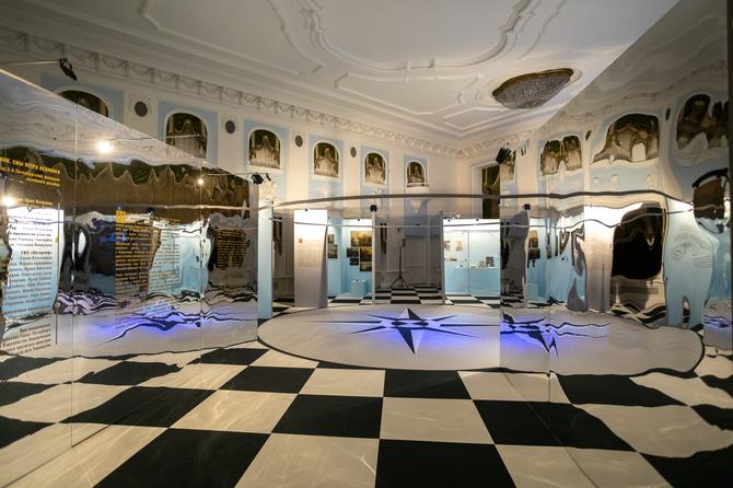 WhereRussia's tweet photo. Dream Pavilions
The exhibition “A Little Dutch House. Peter the Great’s Dreams” in the White Hall of the Grand Palace at Peterhof invites viewers to immerse themselves in the tsar’s supposed dream of Amsterdam.
https://t.co/EmehaIGJyZ
#Russia #StPetersburg #Where_Petersburg https://t.co/vbjvjcye0u