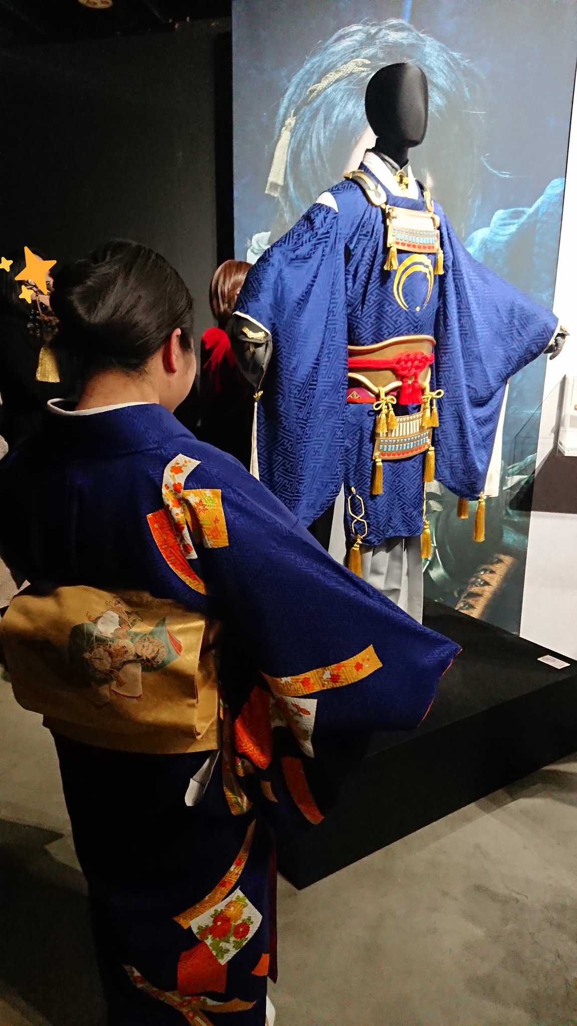 Twitter 上的 鶉ノ巣 5 4 東5ほ15ab 三日月宗近 通常2種 帯は同じだけど 刀ミュ２部衣装 帯はたぶん黒と銀だったはず 刀ステ悲伝白三日月 まだあるけどひとまずここまで 着物で刀剣乱舞 とうらぶ着物部 とうらぶ着物コーデ 着物でとうらぶ企画 着物で