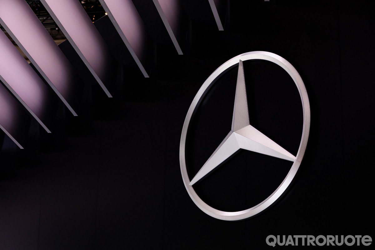 quattroruote's tweet photo. #EQV, #CLA Shooting Brake, #GLC, #Forease e non solo: ecco tutte le novità che la #MercedesBenz e la #Smart presenteranno al Salone di Ginevra      https://t.co/zPNolyglfW https://t.co/zTbzu2PFwt