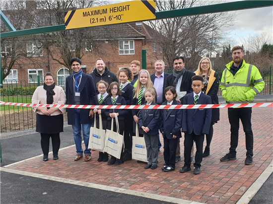 EnvCapital's tweet photo. Local school benefits from Park and Stride initiative

https://t.co/FPKVA2E1kM https://t.co/7vTaAnsPyM