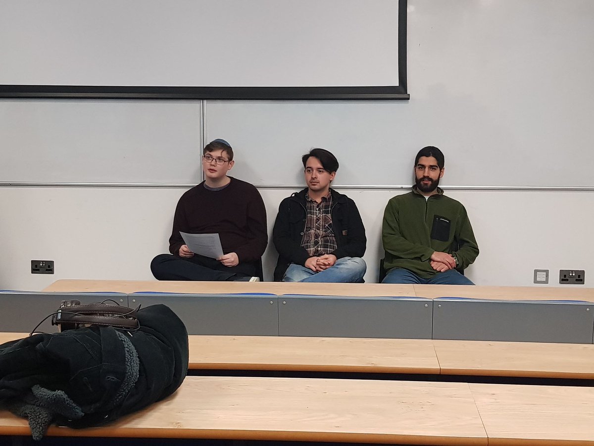 HullUniJSoc's tweet image. We had such a fun time learning about the technicalities, differing cultures &amp;amp; traditions between and within our religions, it was enlightening and a fantastic event.

Thanks to @HullIsoc for organising the event and thanks to @JoshCass99 for representing us on the panel ✡️✝️☪️